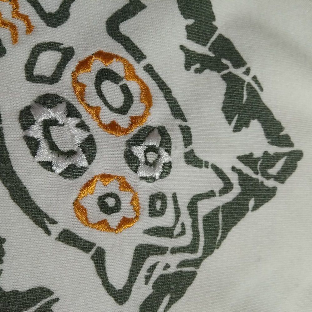 Vintage Tribal Animals Design Turtle Fish T-Shirt - Picture 3 of 6